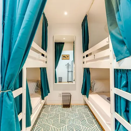 Hostel Cozy Nest