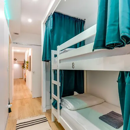 Hostel Cozy Nest Porto