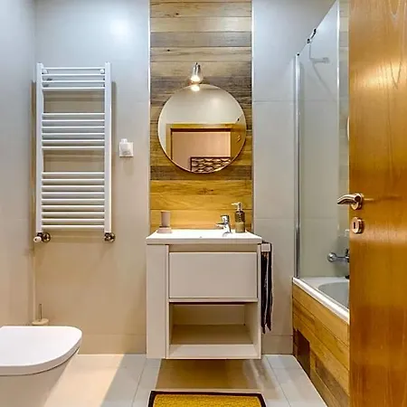 Cozy Nest Hostel *