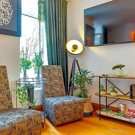 Hostel Cozy Nest Porto