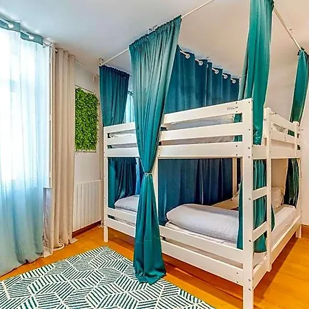 Cozy Nest *
