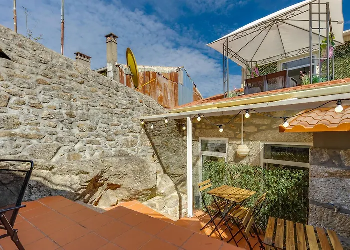 Cozy Nest Hostel Porto